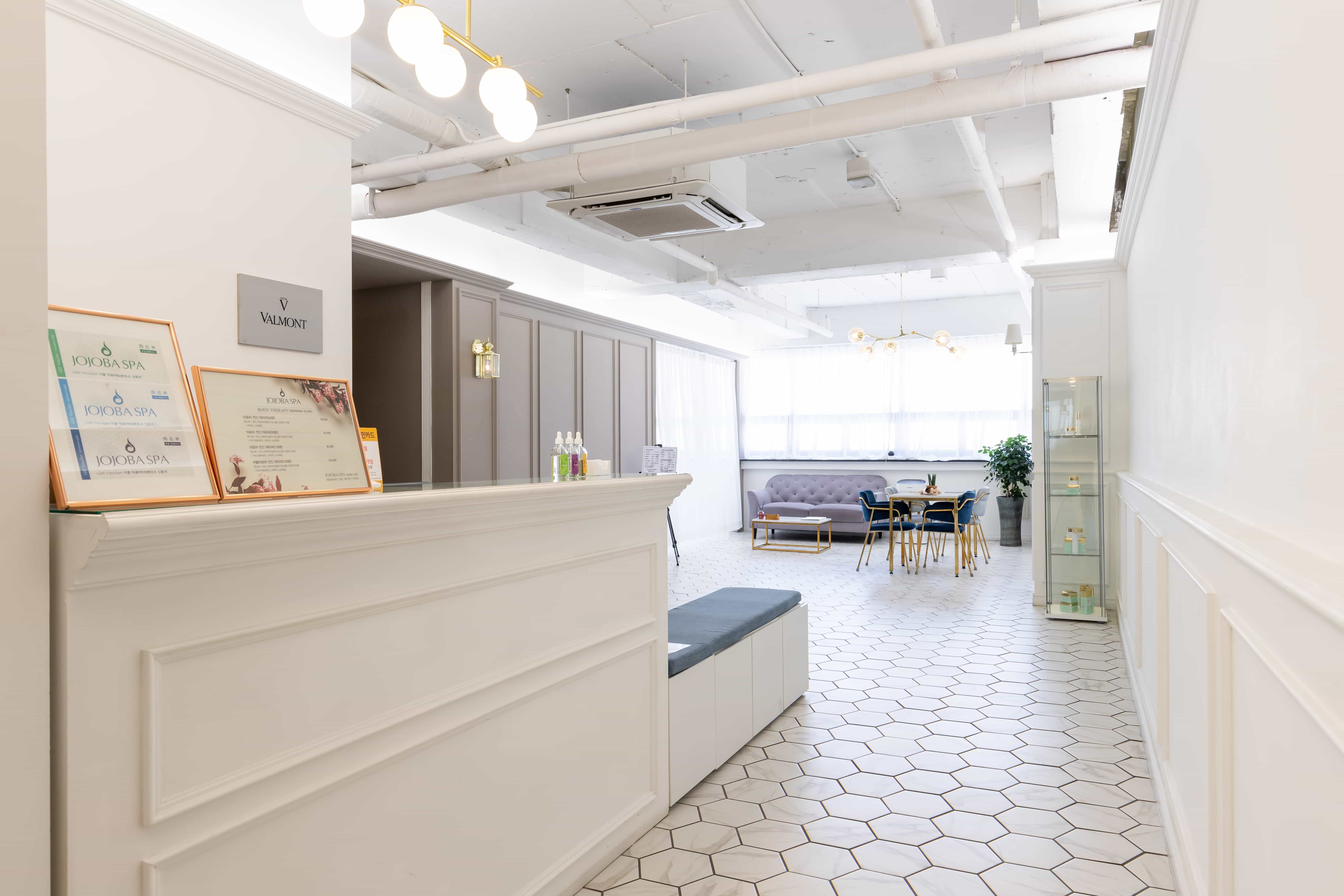 세일러 지하 1층 사무실 전경입니다