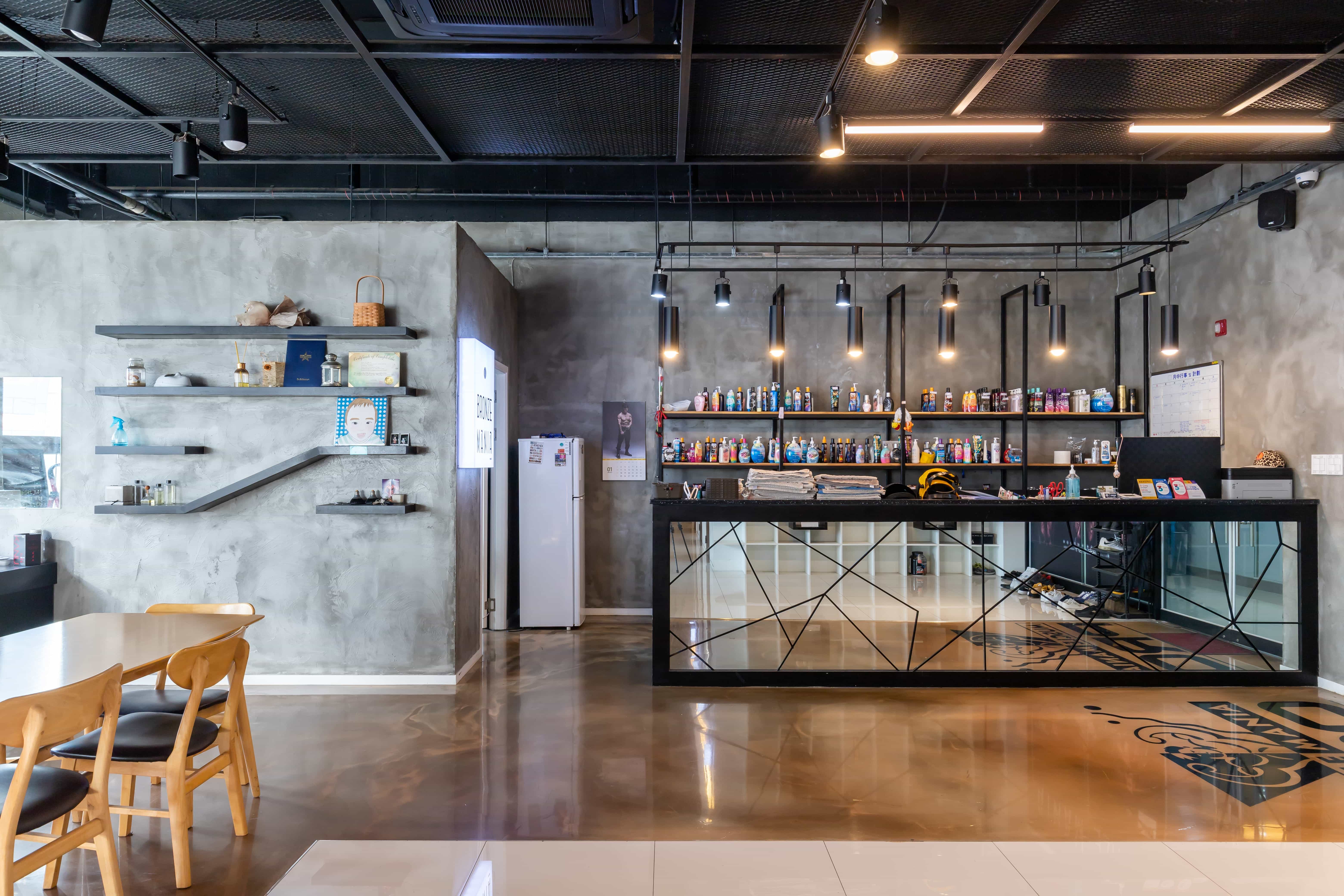 세일러 3층입니다.